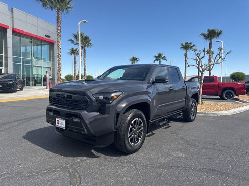 Certified 2024 Toyota Tacoma TRD Sport w/ TRD Sport Upgrade Package AWD/4WD image 2