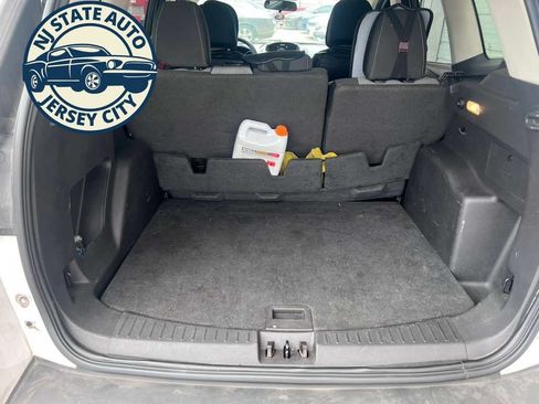 Used 2017 Ford Escape SE AWD/4WD image 9