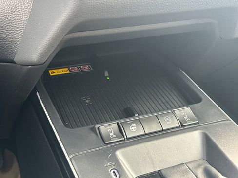 New 2026 Toyota Corolla Cross XLE image 27