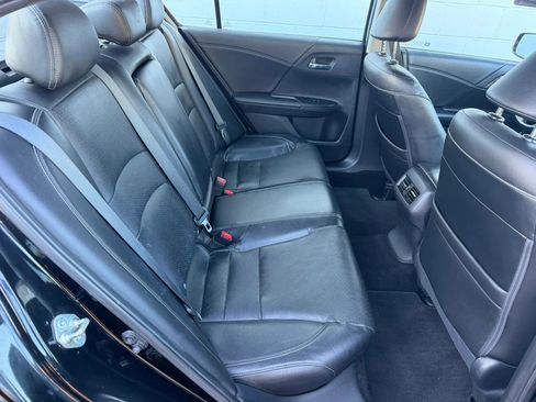 Used 2017 Honda Accord EX-L image 19