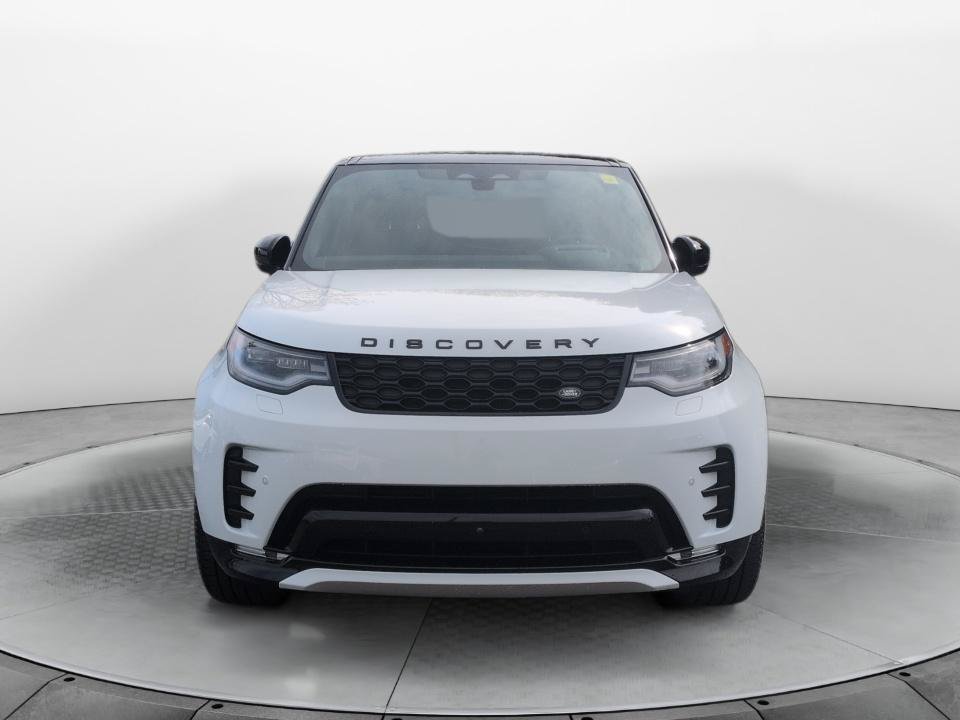 Certified 2025 Land Rover Discovery Dynamic SE AWD/4WD image 2