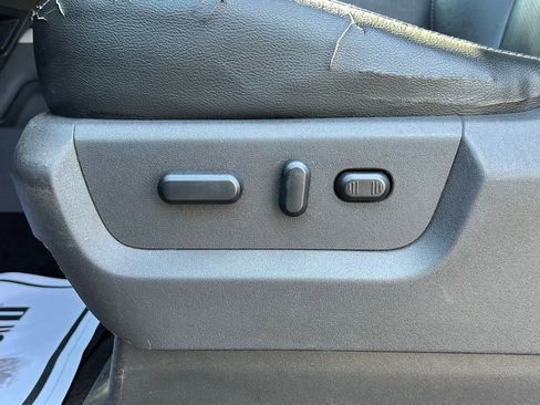 Used 2014 Ford F250 Lariat w/ Lariat Ultimate Package image 28