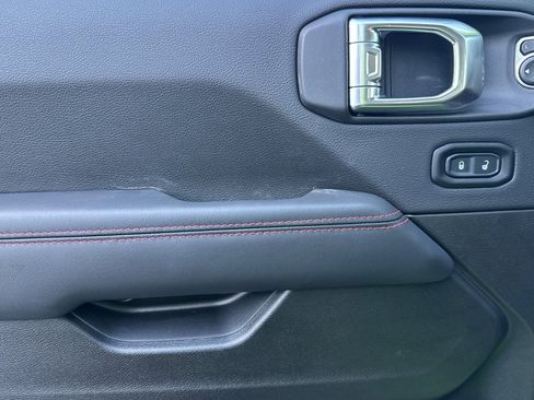 New 2026 Jeep Wrangler Unlimited Rubicon image 8