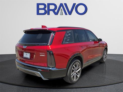 New 2026 Cadillac Vistiq Sport image 4