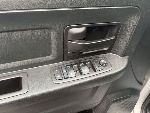 Used 2017 RAM 1500 Express image 12