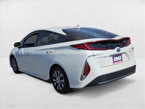 Used 2020 Toyota Prius Prime Limited image 7