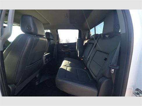 Used 2021 Chevrolet Silverado 1500 LT Trail Boss w/ Convenience Package II image 13