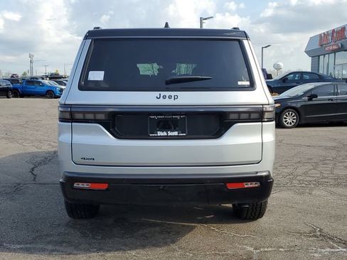 New 2026 Jeep Grand Wagoneer 4WD image 6