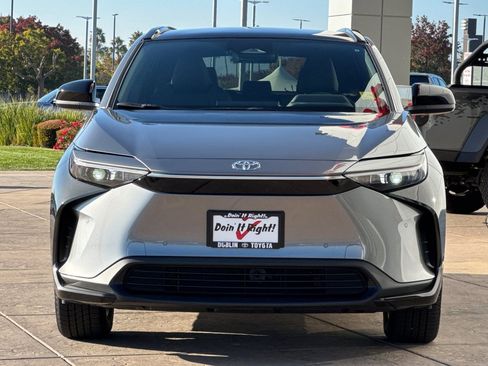 Certified 2025 Toyota bZ4X FWD image 11