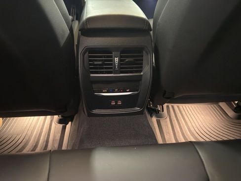 Used 2023 BMW M3 Competition image 13