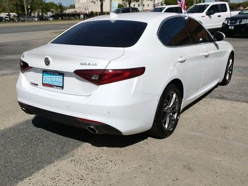 Used 2017 Alfa Romeo Giulia AWD w/ Cold Weather Package image 4