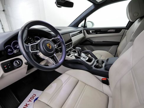 Used 2021 Porsche Cayenne E-Hybrid AWD/4WD image 10