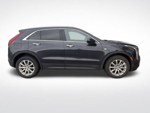 Used 2023 Cadillac XT4 Luxury w/ Cold Weather Package image 14