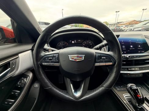 Used 2021 Cadillac CT5 Sport RWD image 12