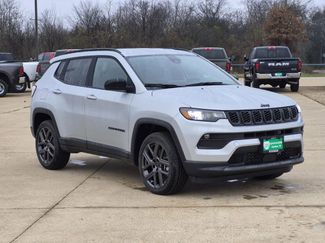 New 2026 Jeep Compass Latitude video 2