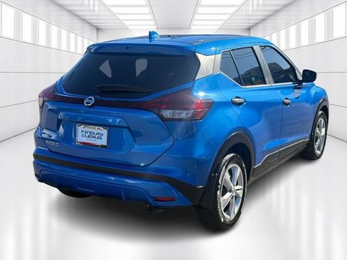 Used 2021 Nissan Kicks S image 5