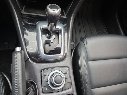 Used 2014 MAZDA MAZDA6 Touring w/ Touring Technology Package image 21