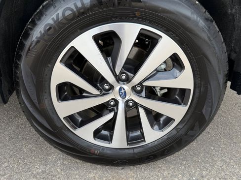 Certified 2025 Subaru Outback Premium w/ Popular Package #1A image 23