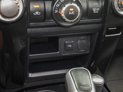 Used 2020 Toyota 4Runner TRD Off-Road AWD/4WD image 19