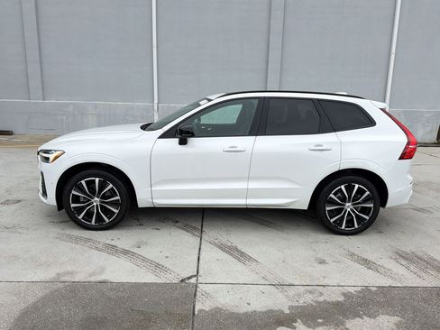 Used 2023 Volvo XC60 B5 Plus w/ Protection Package Premier AWD/4WD image 2
