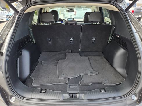 Certified 2020 Ford Escape Titanium FWD image 13