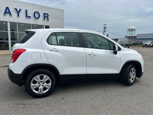 Used 2015 Chevrolet Trax LS FWD image 16