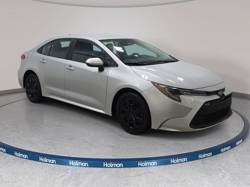 Certified 2024 Toyota Corolla LE FWD image 3