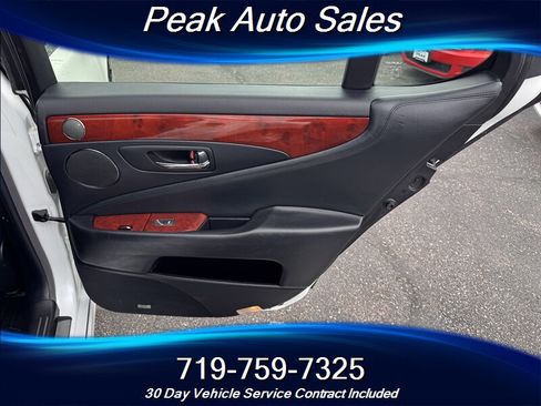 Used 2012 Lexus LS 460 AWD w/ Luxury Value Edition image 32