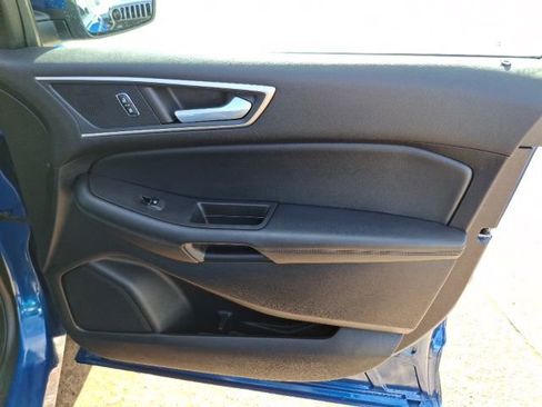 Used 2021 Ford Edge SEL image 8