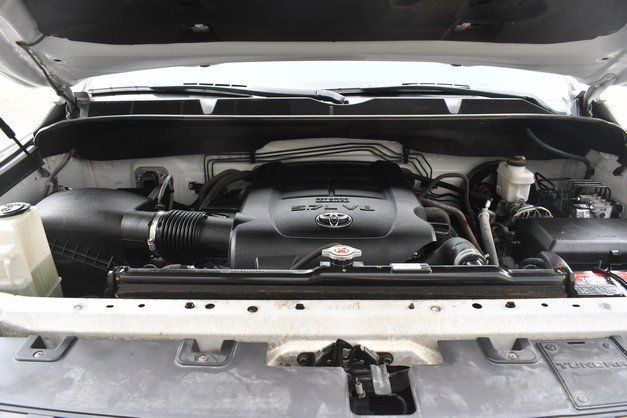 Used 2021 Toyota Tundra SR5 AWD/4WD image 29