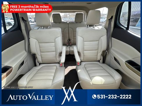 Used 2019 GMC Acadia Denali w/ Technology Package AWD/4WD image 40