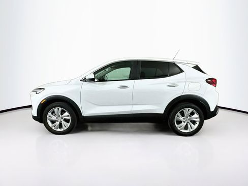 Used 2025 Buick Encore GX Preferred FWD image 4