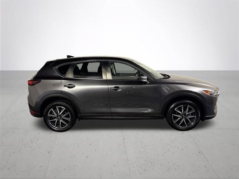 Used 2018 MAZDA CX-5 Touring w/ Preferred Equipment Package FWD image 5
