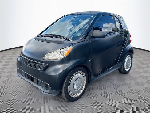 Used 2014 smart fortwo pure image 4