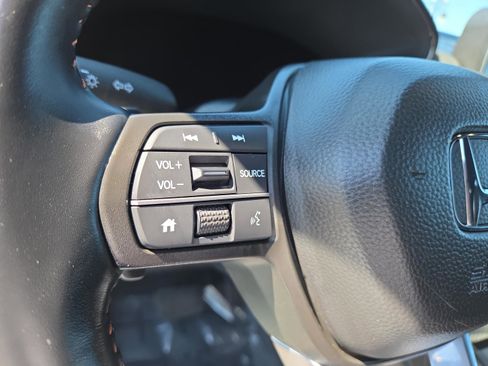 Used 2025 Honda CR-V Sport image 15