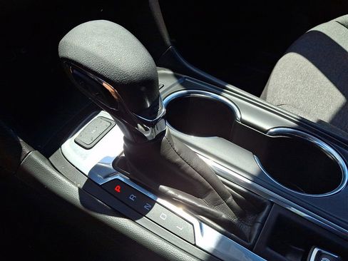 Certified 2024 Chevrolet Equinox LT AWD/4WD image 15