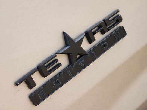 Used 2023 Chevrolet Tahoe LT w/ LT Signature Plus Package image 15