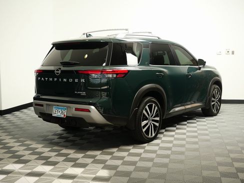 Used 2023 Nissan Pathfinder Platinum w/ Cargo Package image 6