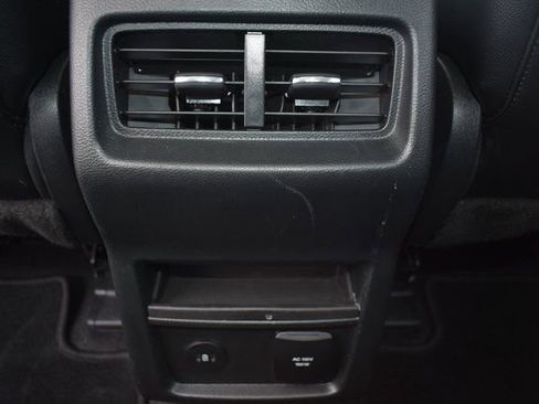 Used 2024 Ford Edge Titanium image 35