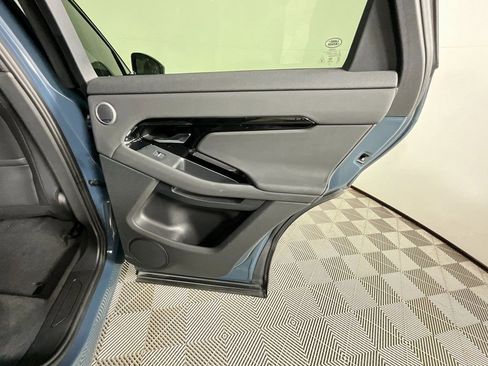 Used 2026 Land Rover Range Rover Evoque S image 25