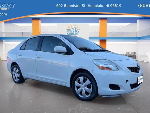 Used 2009 Toyota Yaris Sedan FWD image 3