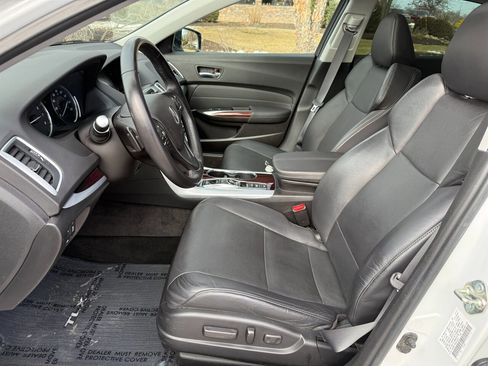 Used 2017 Acura TLX V6 SH-AWD w/ Advance Package image 9