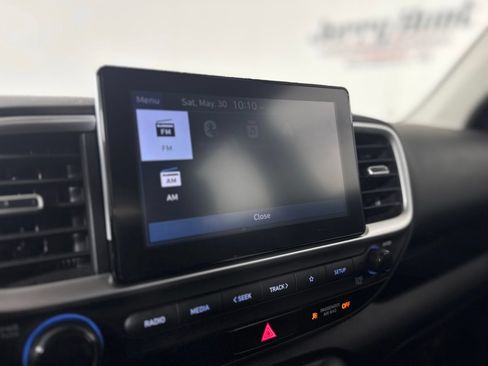 Used 2023 Hyundai Venue SEL w/ Cargo Package FWD image 20