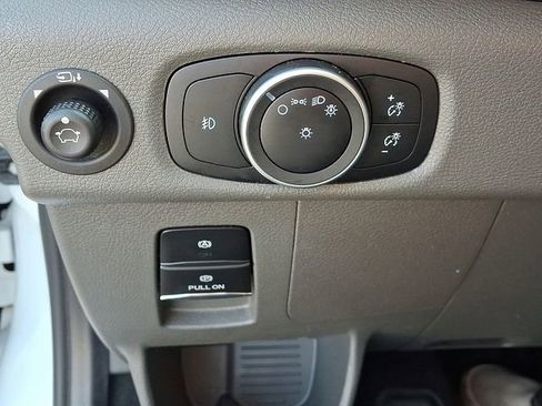 Used 2023 Ford Transit 350 XLT image 25