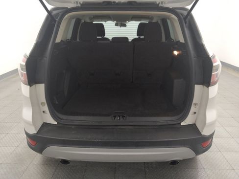 Used 2017 Ford Escape SE FWD image 29