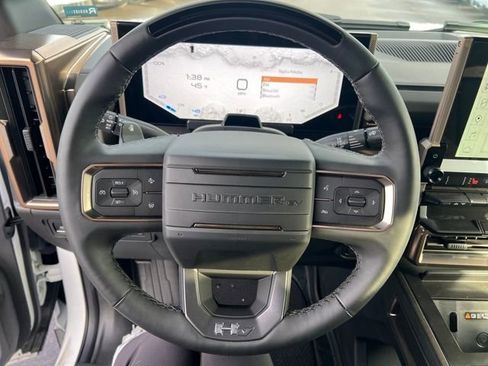 New 2025 GMC Hummer EV 2X w/ LPO, Dark Essentials Package image 13