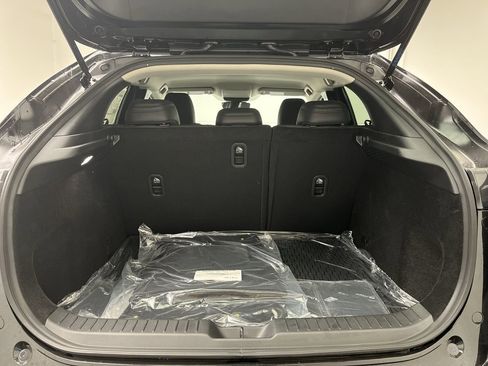 New 2025 MAZDA CX-30 AWD 2.5 S w/ Select Sport Pkg image 21