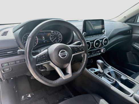 Used 2022 Nissan Sentra SV w/ All-Weather Package FWD image 7
