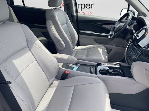Used 2022 Honda Pilot Elite image 9