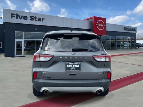 Used 2021 Ford Escape SEL w/ Technology Package AWD/4WD image 5